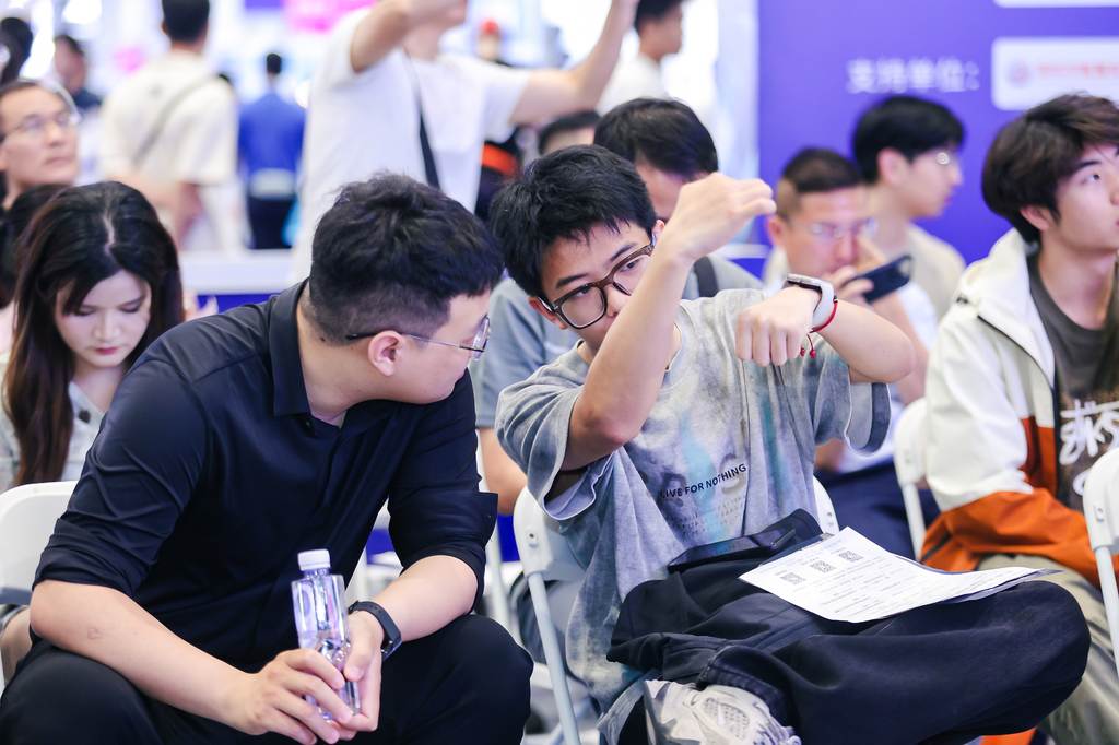 680fa5d11a6ab.jpg